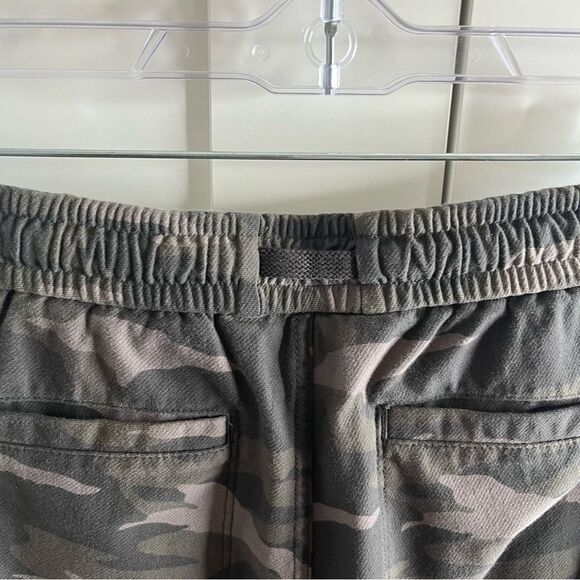 Athleta Camo Farallon‎ Jogger Pants Green Pull On Pockets size 0 - Picture 12 of 14